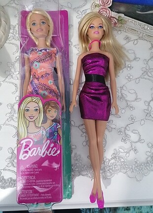 2 adet Barbie bebek