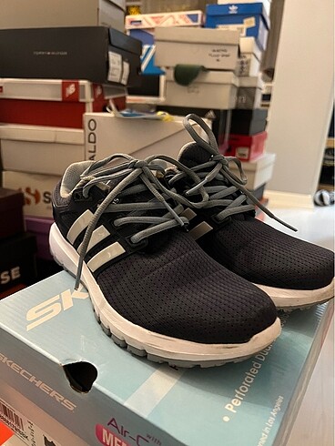 Adidas spor ayakkabı