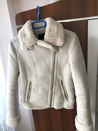 Bershka içi kürklü taş rengi biker ceket
