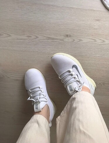 Nike Spor Ayakkabı