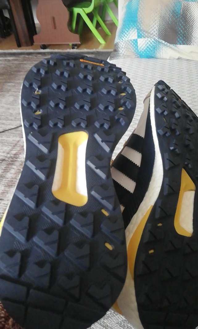 Sarı Bağcıklı Unisex Spor Ayakkabı - Görsel 3