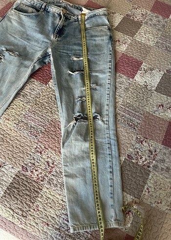 40 Beden mavi Renk Gevşek Kesim Midi Yırtık Mavi Kot Pantolon