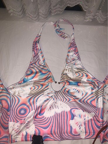 Crop top özel ilan