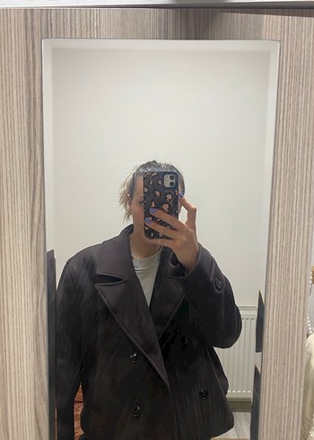 Düğmeli Kahverengi kısa kaban - Görsel 5