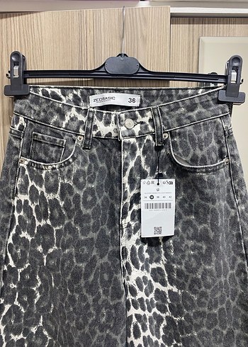 Gri Leopar Desenli Bol Kesim Kadın Pantolon - Görsel 5