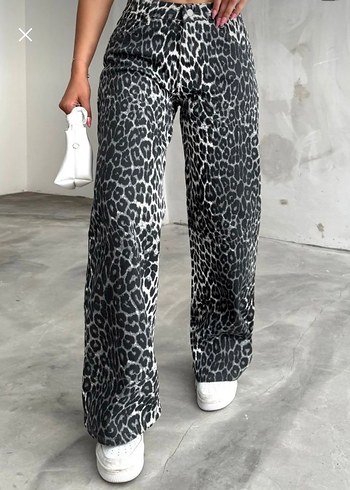 Gri Leopar Desenli Bol Kesim Kadın Pantolon - Görsel 2