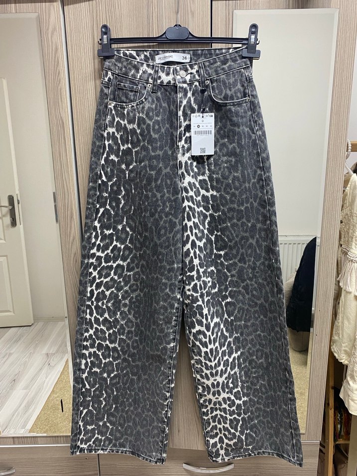 Gri Leopar Desenli Bol Kesim Kadın Pantolon - Görsel 3