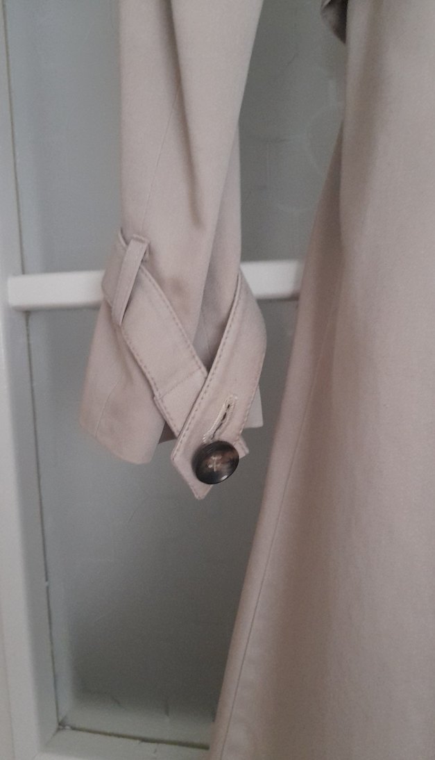 Düğmeli Bej Midi Trençkot - Görsel 4