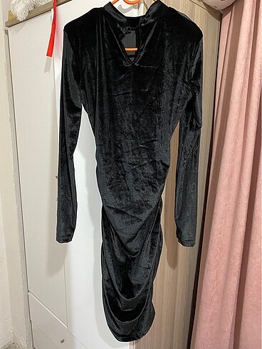 Siyah kadife elbise - Görsel 2