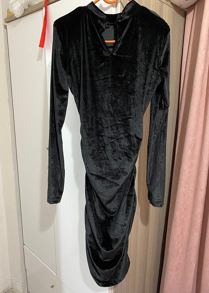 Siyah kadife elbise - Görsel 2