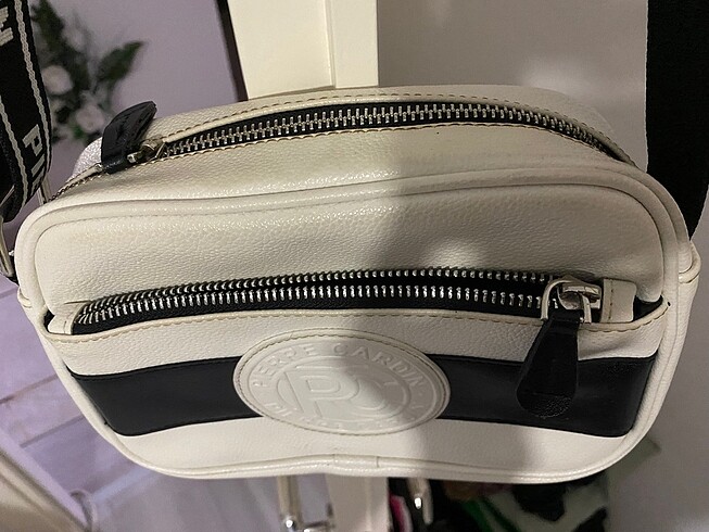 Beden Pierre cardin çanta