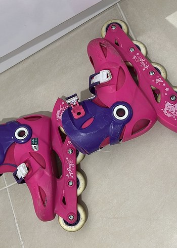 Mor ve Pembe Renkli Bağcıksız Patenciler - Görsel 4