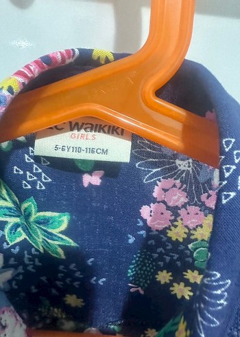 Çiçek Desenli Volanlı Askısız Bluz - Görsel 2