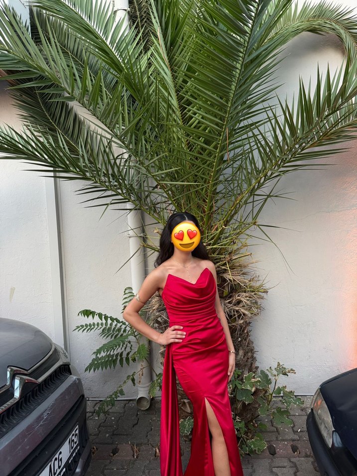 Kırmızı Drapeli Straplez  Abiye Elbise - Görsel 2