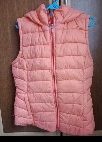 LC Waikiki Pembe yelek