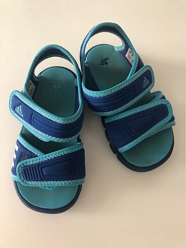 Orijinal Adidas sandalet