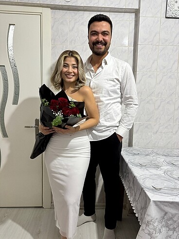 Beyaz elbise