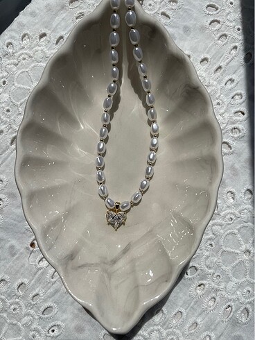 Kalpli İnci Taşlı Kolye - Görsel 3