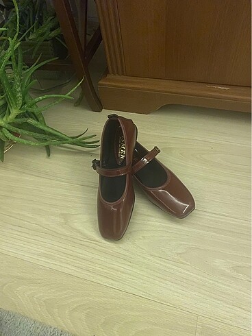 39 Beden bordo Renk Cherry red babet