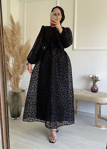 Kevser Bahadır Siyahın Dansı
