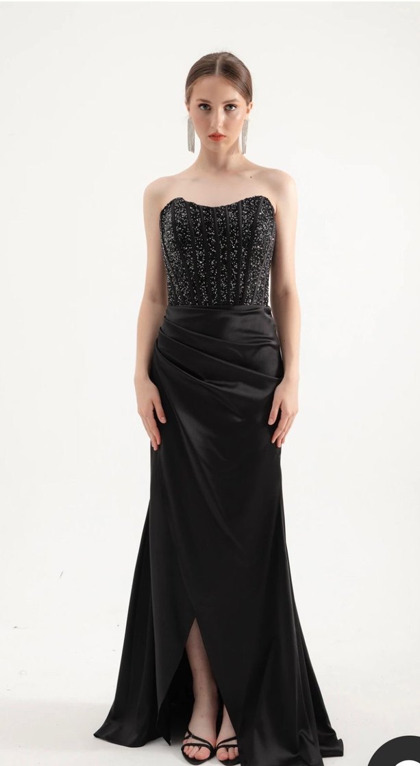 Siyah Straplez Uzun Gotik Abiye Elbise - Görsel 2