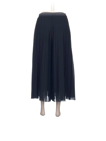 s Beden Bershka Kumaş Pantolon %70 İndirimli.