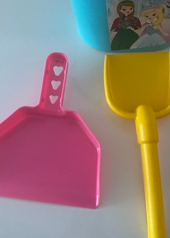 Renkli Plaj ve Bahçe Oyuncak Seti - Görsel 3