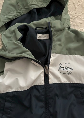 H&M Erkek Çocuk Kapüşonlu Yağmurluk