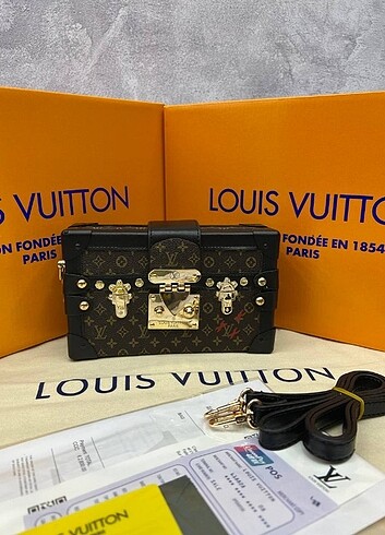 Louis Vuitton Çapraz Çanta 