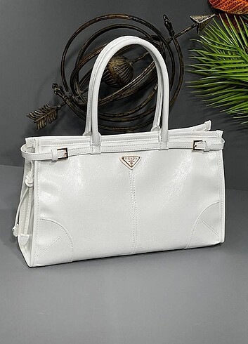 Beden Prada handbag