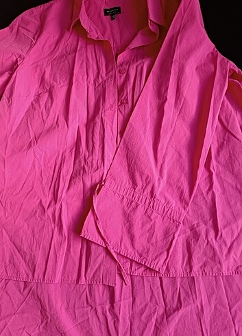 pembe gömlek