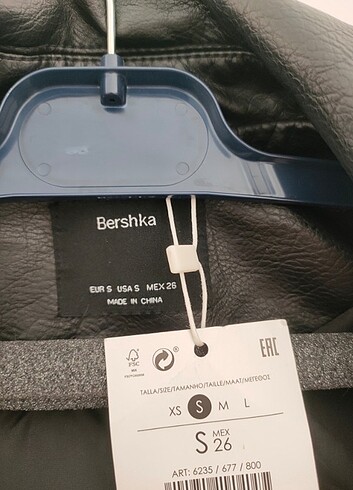 Bershka Bershka eskitme zımbalı deri ceket 