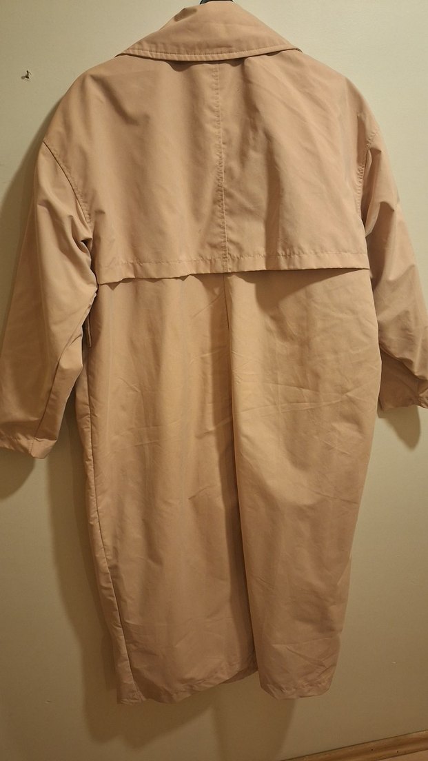 Bej Uzun Düğmeli Kadın Trençkot - Görsel 3