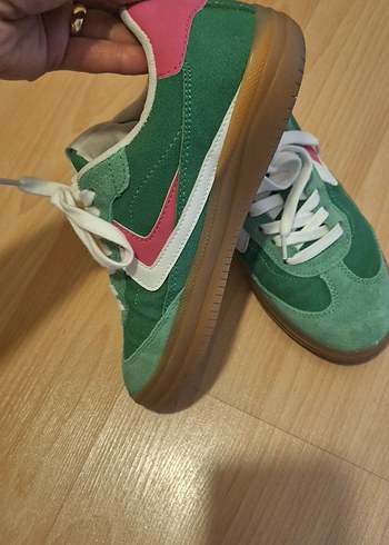 Bershka retro yeşil sneaker - Görsel 3