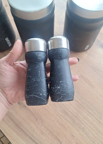 Mudo Concept Kavanoz Seti ve 2 Adet Tuzluk - Görsel 5