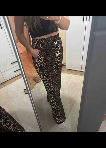 Trendyol & Milla Leopar Desenli Rahat Kesim Kadın Kumaş Pantolon