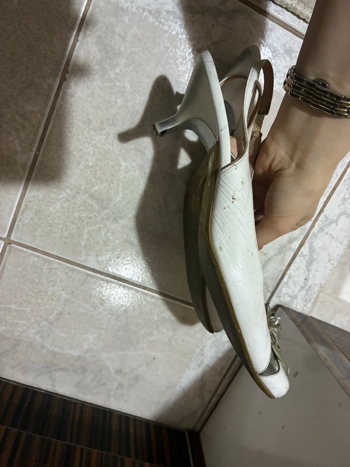 çiçek detaylı ince topuklu babet - Görsel 3