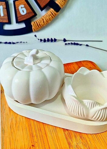 Beden beyaz Renk Bal kabağı + lotus çiçeği + oval tabak