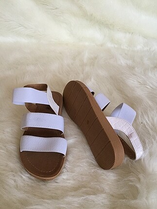 38 Beden beyaz Renk Sandalet