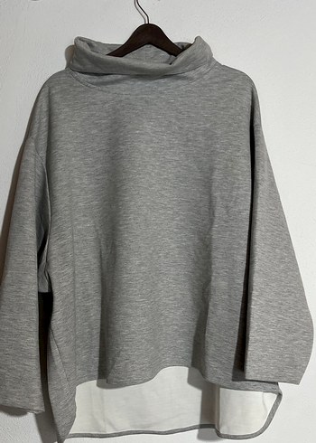 Gri Yüksek Yakalı Kadın Sweatshirt