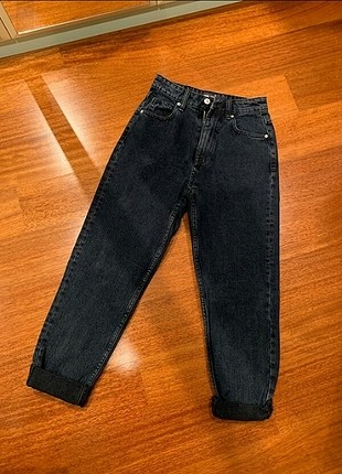 zara mom jean 
