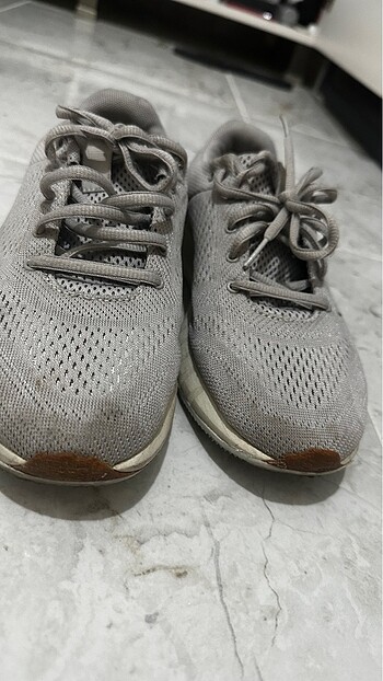 New Balance Under Armour ayakkabı