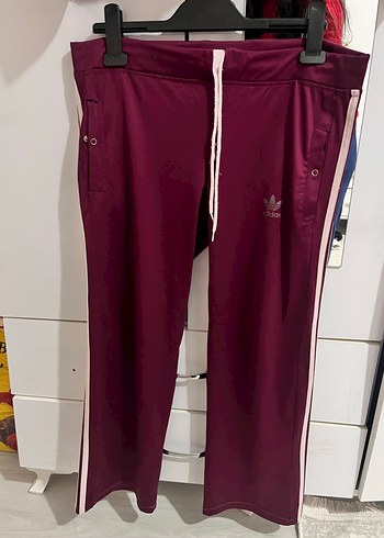 Adidas Bordo Kapüşonlu Kadın Eşofman Takımı - Görsel 4