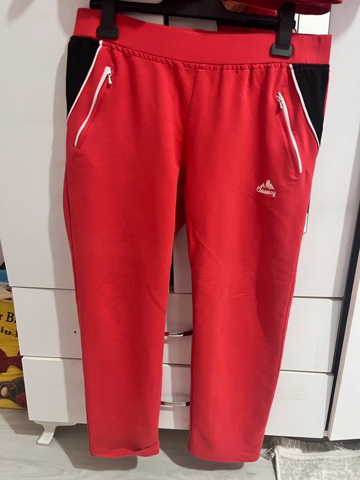 Kırmızı Fermuarlı Kadın Eşofman Takımı - Görsel 4