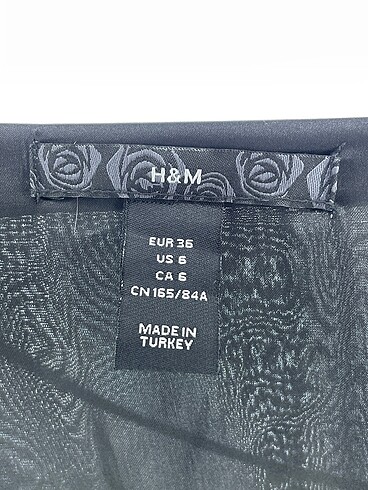 36 Beden siyah Renk H&M Kısa Elbise %70 İndirimli.