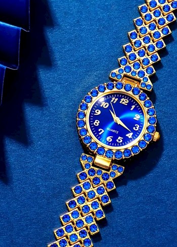 Swatch Mavi Taşlı Kadın Kol Saati