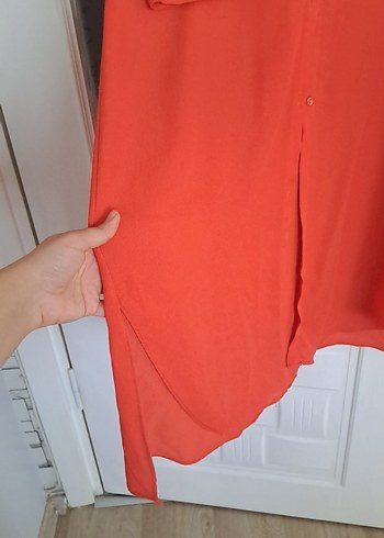 Uzun Kırmızı Düğmeli Kadın Tunik - Görsel 2