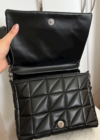 Siyah Deri Tokalı Kadın Çanta - Görsel 3