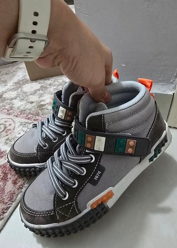 Ayakkabı dünyası 32