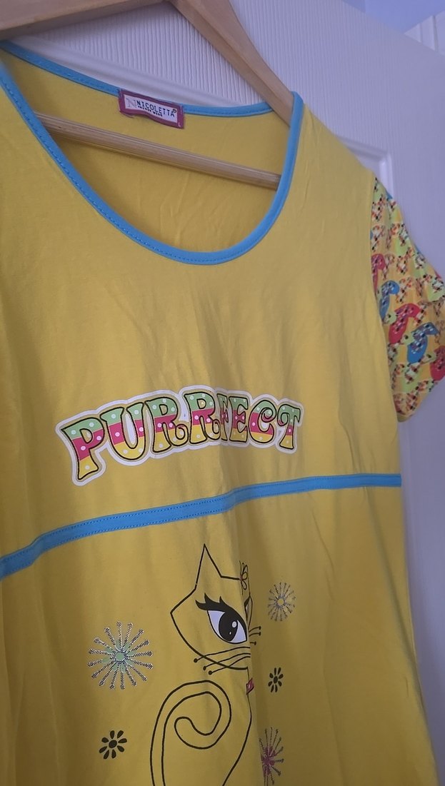 Sarı Baskılı Düğmeli ev içi gecelik - Görsel 5